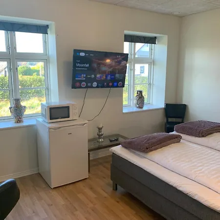 House On Vellingtoft In Kvaers Apartman