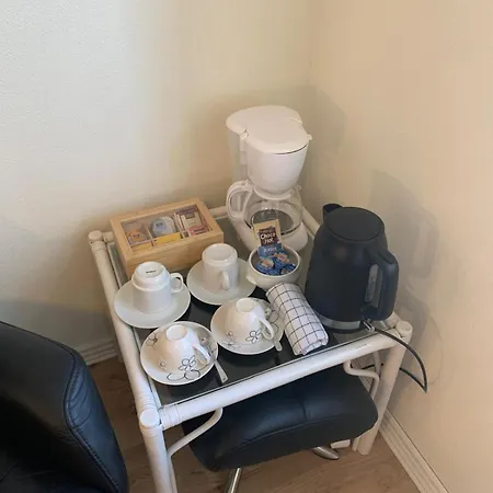 Apartman House On Vellingtoft In Kvaers