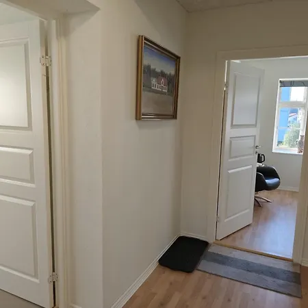 Apartman House On Vellingtoft In Kvaers