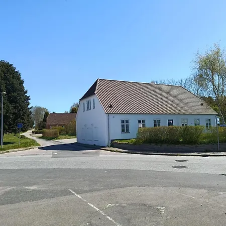 House On Vellingtoft In Kvaers Apartman